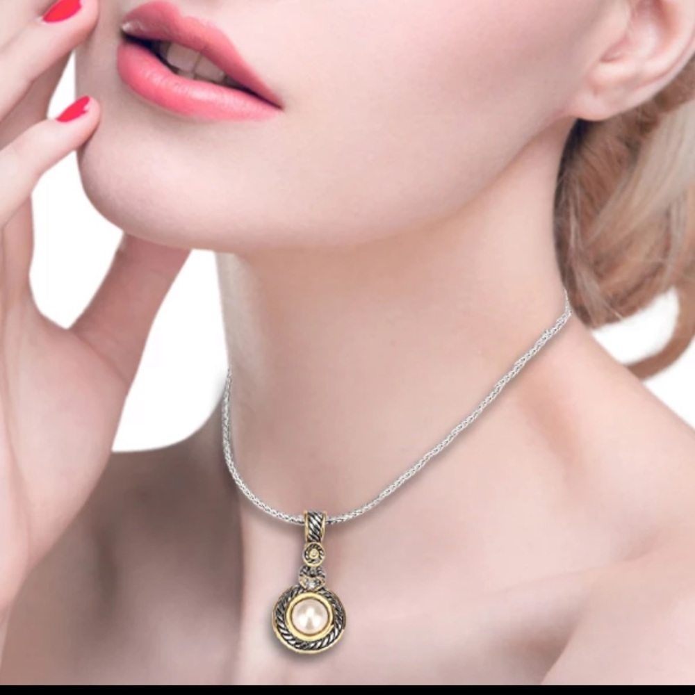 Silver Necklace - Picture 2 of 6